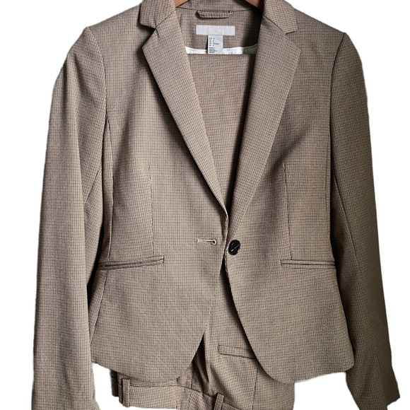 H & M Suit - Picture 1 of 1
